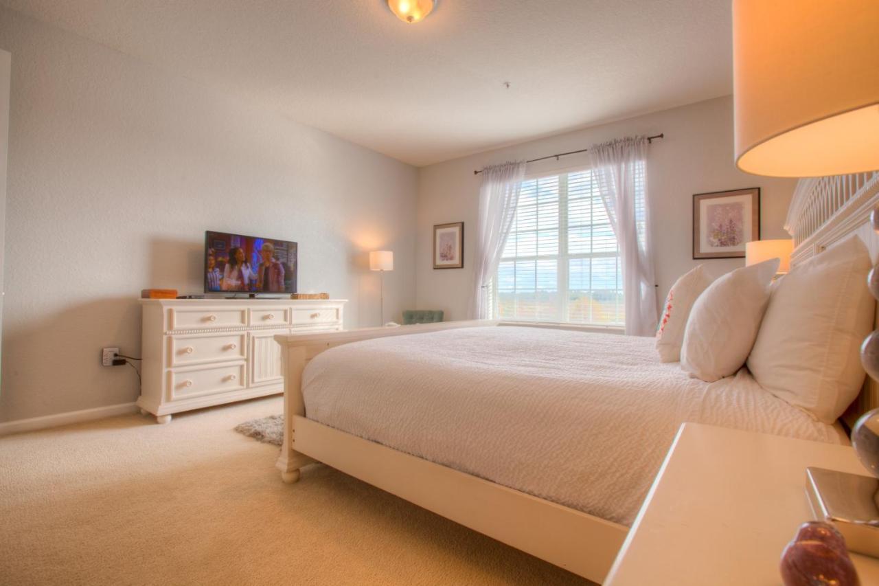 Stunning Lakeview Condo Wprivate Balcony キシミー エクステリア 写真