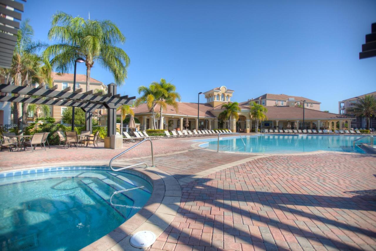 Stunning Lakeview Condo Wprivate Balcony キシミー エクステリア 写真