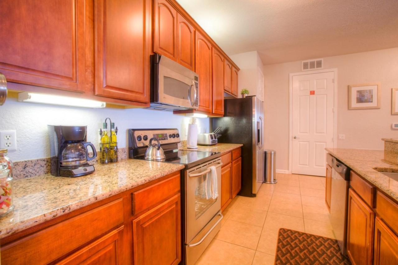 Stunning Lakeview Condo Wprivate Balcony キシミー エクステリア 写真