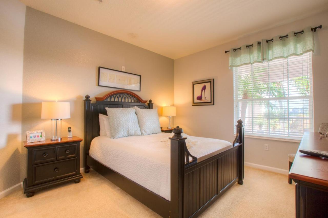 Stunning Lakeview Condo Wprivate Balcony キシミー エクステリア 写真