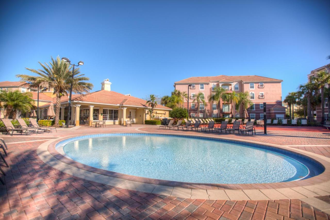 Stunning Lakeview Condo Wprivate Balcony キシミー エクステリア 写真